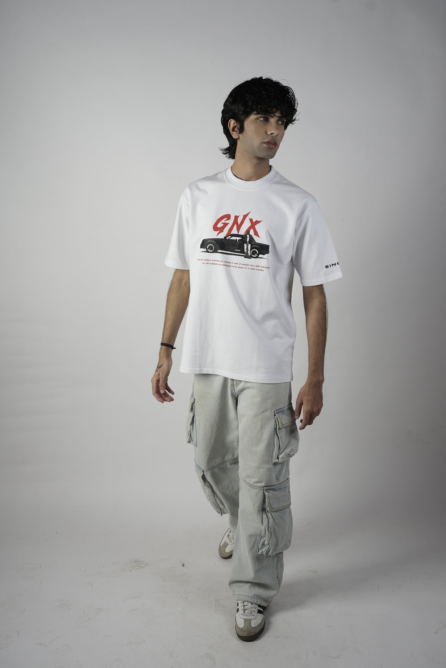 WHITE GNX T-Shirt
